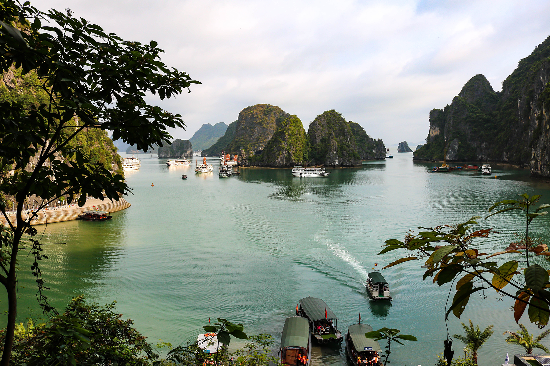 Ha Long Bay